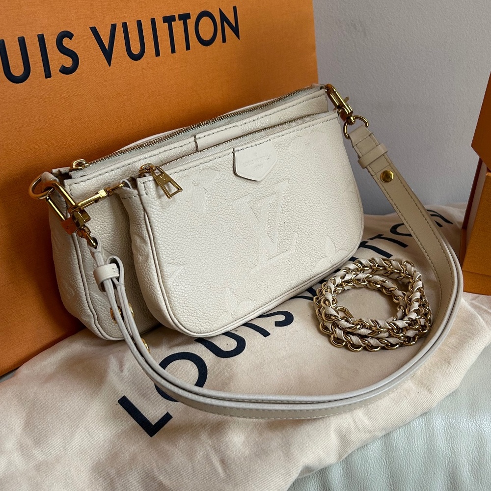 Beautiful Louis Vuitton Empriente Crême Pochette Accessories 🔥